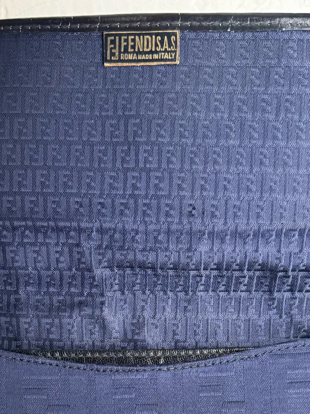 Fendi Vintage circa 90s Navy Blue Canvas Shoulder Bag with Black Leather Trim - Picture 4 of 16